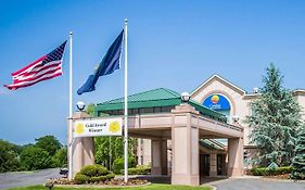 Comfort Inn And Suites Hawthorne Ny