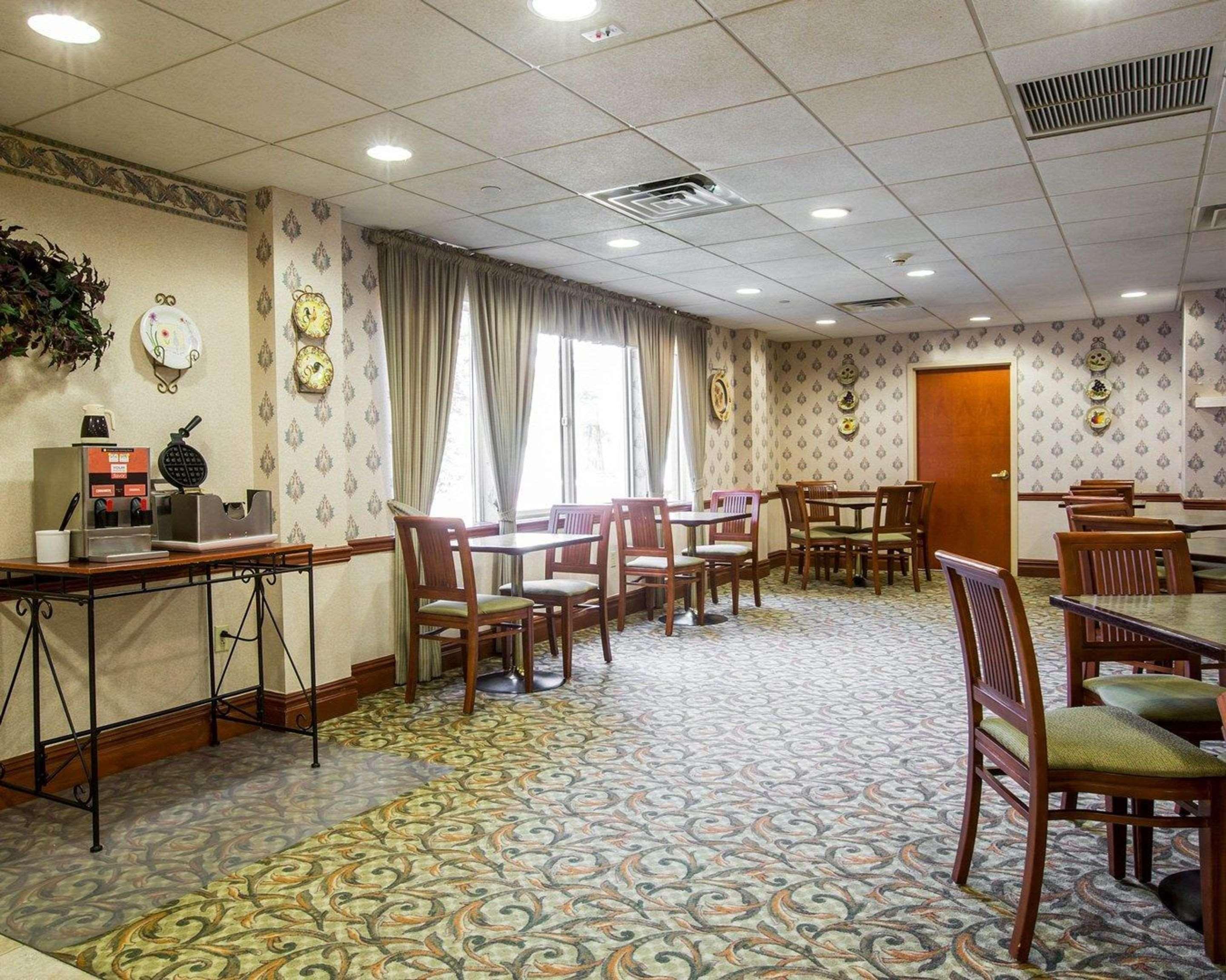 Holiday Inn Express & Suites Hawthorne - Elmsford North By Ihg Exterior photo